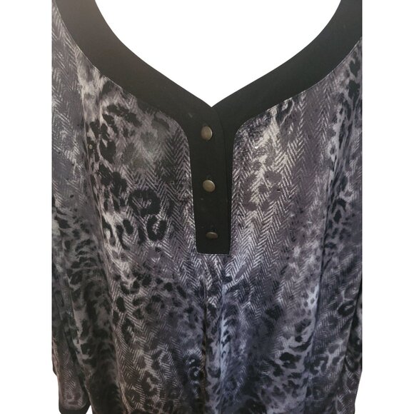 MAGGIE BARNES Plus Size 5X Black & Gray Animal Print Long Sleeve Tunic Top With - Picture 5 of 7